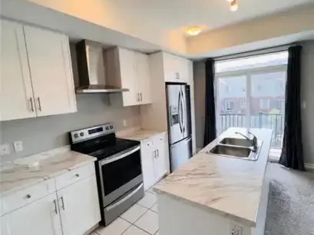 Townhouse for rent in Kitchener, Ontario