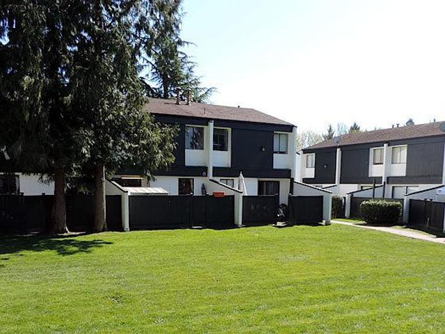 Townhouse for rent in Langley