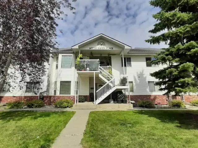 Townhouse for rent in Rolly View, Alberta