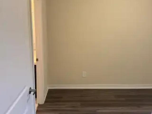Townhouse for rent in Milton, Ontario