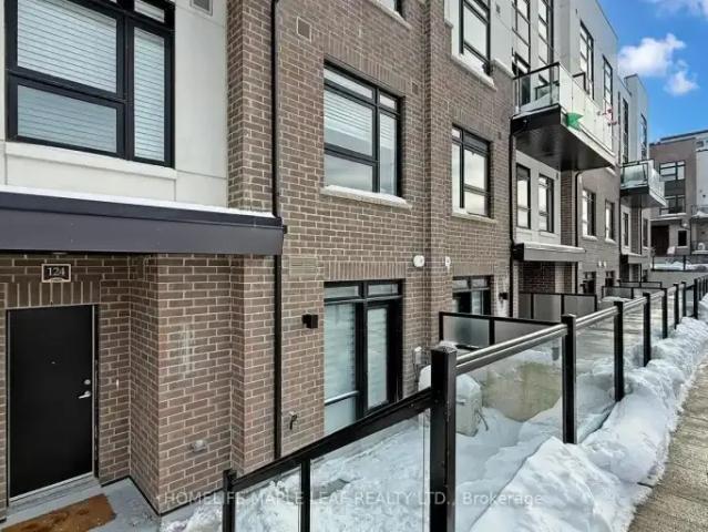 Townhouse for rent in Milton, Ontario