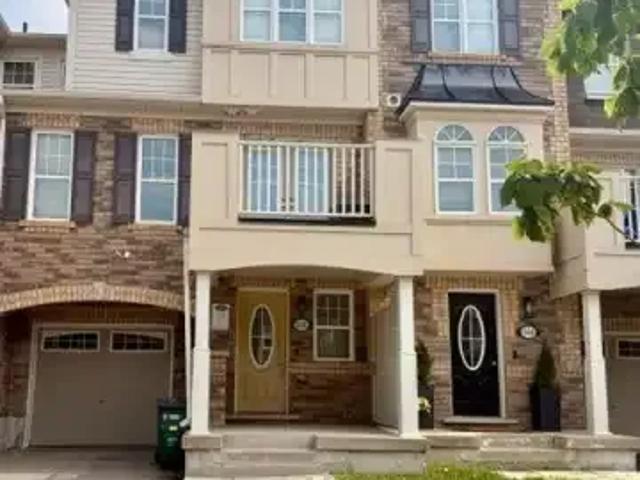 Townhouse for rent in Milton, Ontario