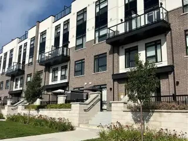 Townhouse for rent in Milton, Ontario