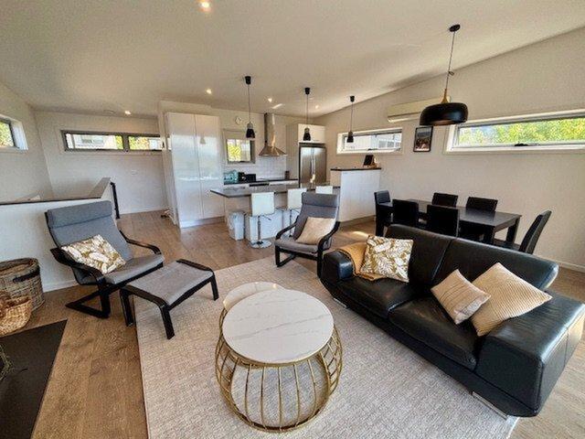 Townhouse for rent in Victoria