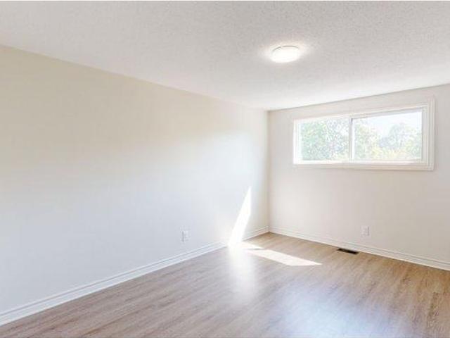 Townhouse for rent in Mulhurst Bay, Ontario