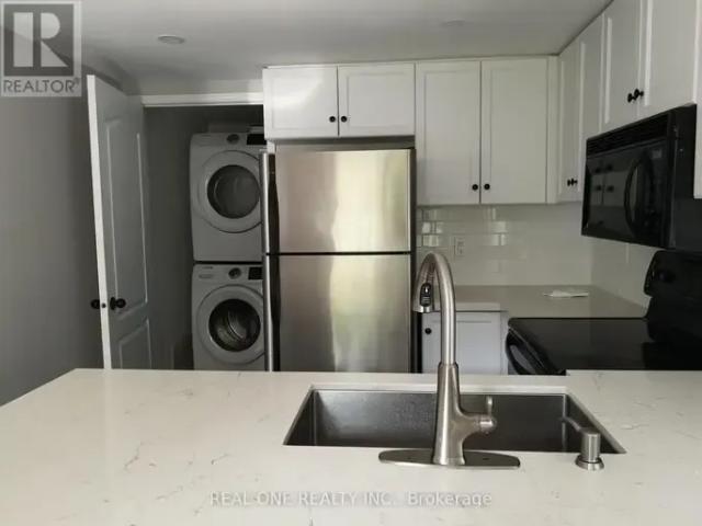 Townhouse for rent in Oakville