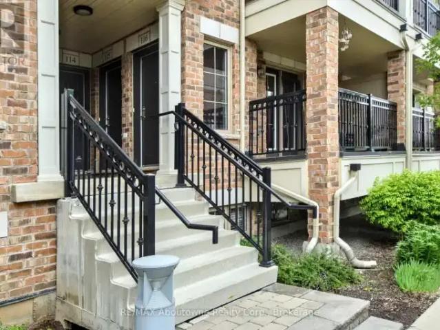 Townhouse for rent in Oakville, Ontario