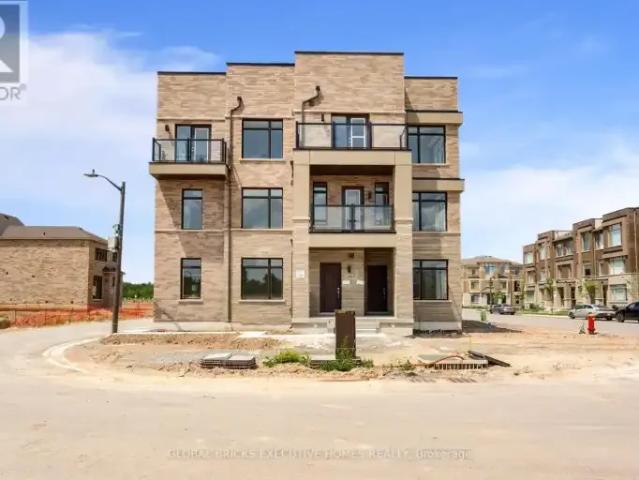 Townhouse for rent in Oakville, Ontario