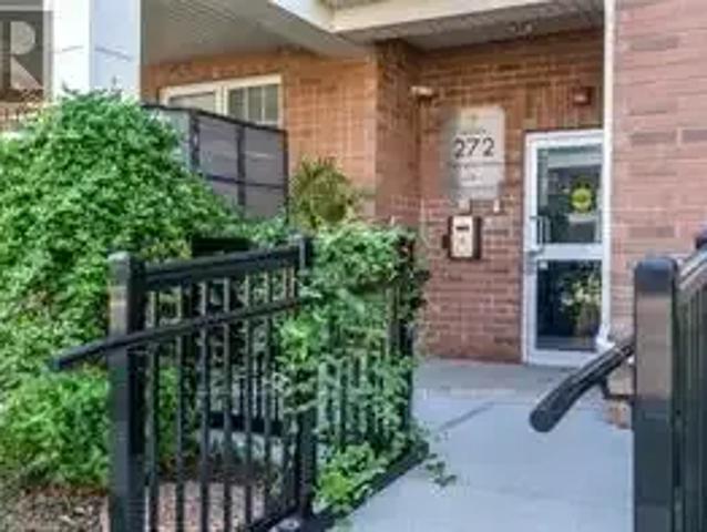 Townhouse for rent in Oakville, Ontario