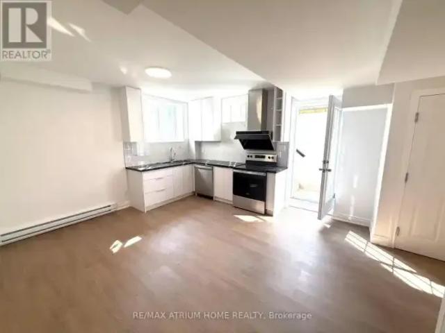 Townhouse for rent in Oakville, Ontario
