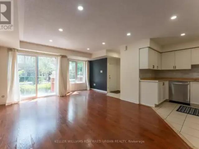 Townhouse for rent in Oakville, Ontario