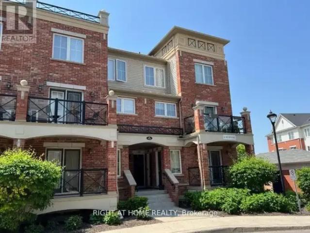 Townhouse for rent in Oakville, Ontario