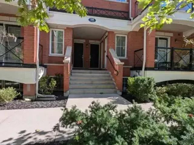 Townhouse for rent in Oakville, Ontario