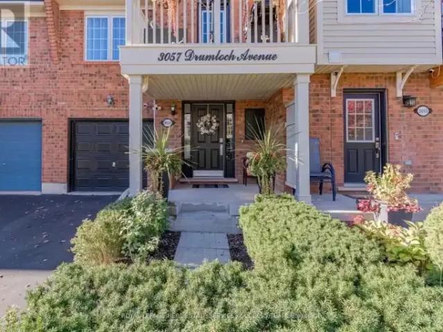 Townhouse for rent in Oakville, Ontario