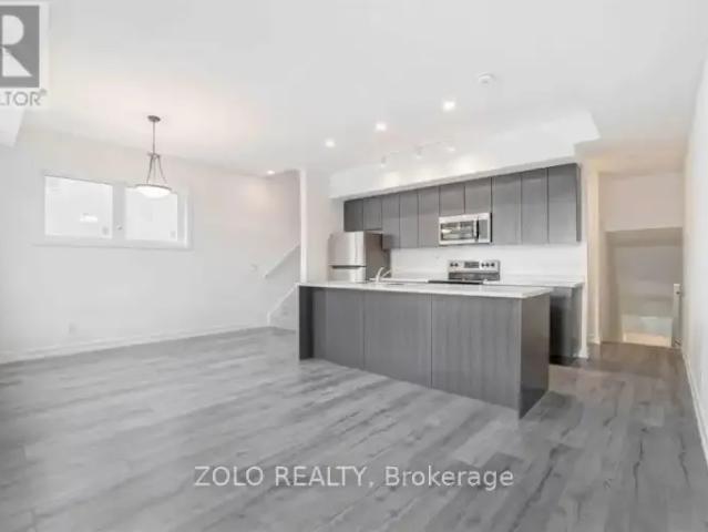 Townhouse for rent in Oakville, Ontario