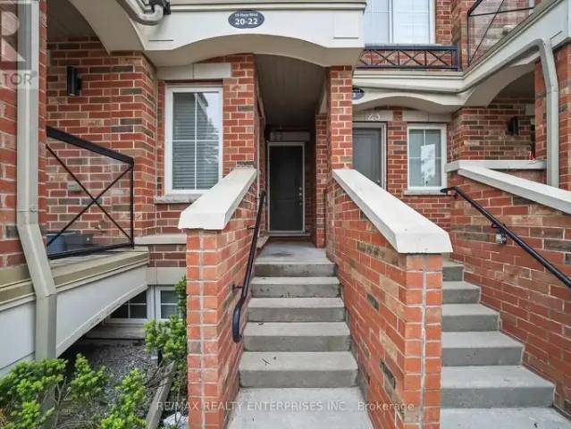 Townhouse for rent in Oakville