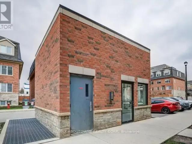 Townhouse for rent in Oakville