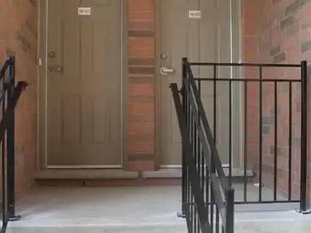 Townhouse for rent in Oakville