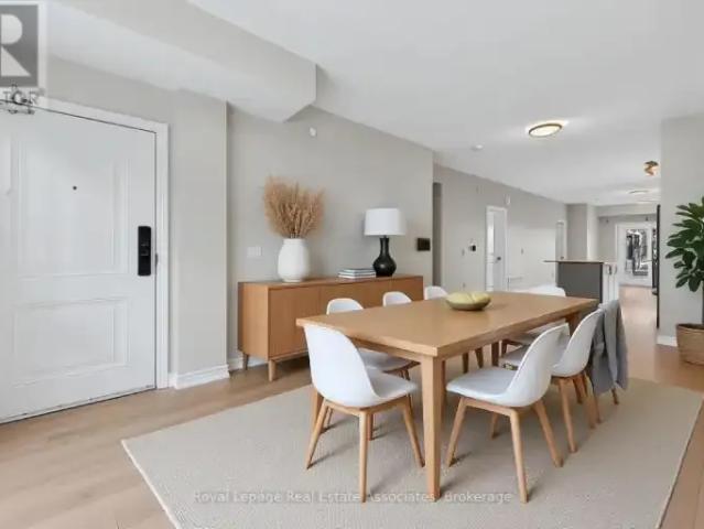 Townhouse for rent in Oakville, Ontario