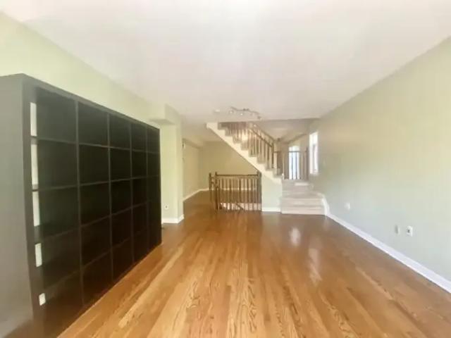 Townhouse for rent in Mulhurst Bay, Ontario