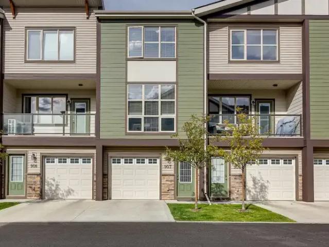 Townhouse for rent in Alberta