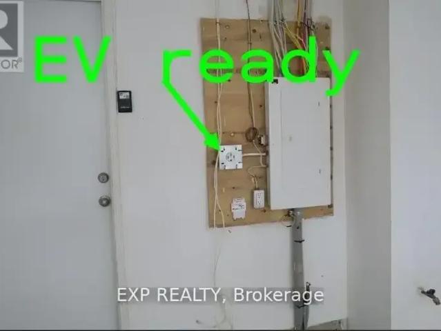 Townhouse for rent in Richmond Hill