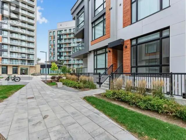 Townhouse for rent in Richmond Hill, Golden Horseshoe