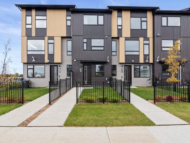 Townhouse for rent in St. Albert