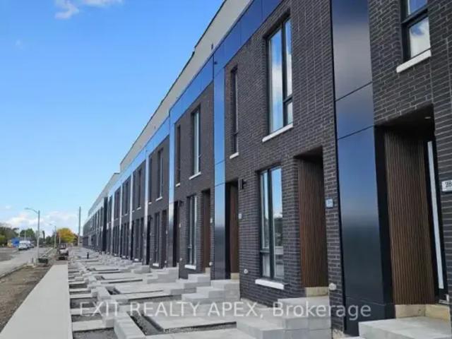 Townhouse for rent in St. Catharines, Golden Horseshoe