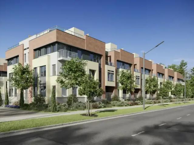 Townhouse for rent in Woburn, Ontario