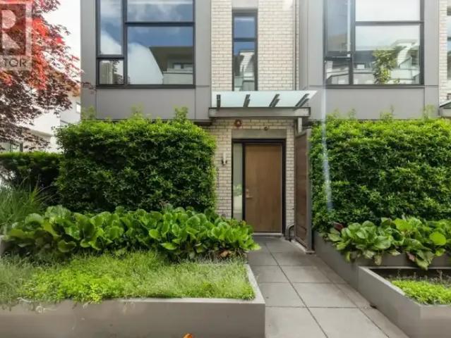 Townhouse for rent in Vancouver, British Columbia