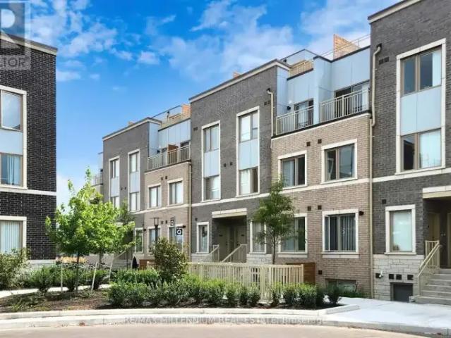 Townhouse for rent in Vaughan Metropolitan Centre, Vaughan