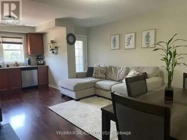 Townhouse for rent in Country Hills, Kitchener