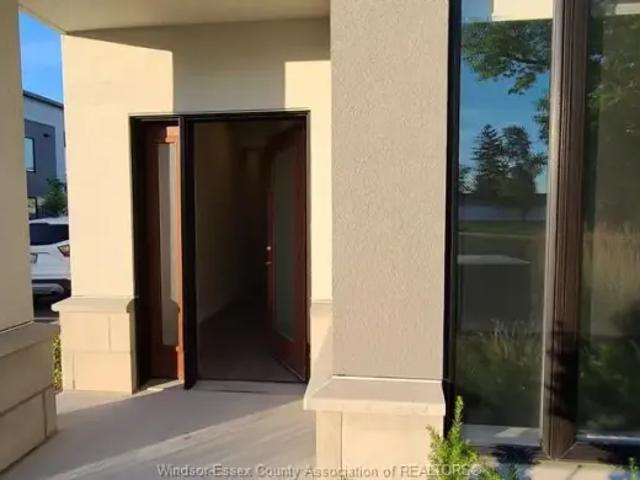 Townhouse for rent in Maidstone, Ontario