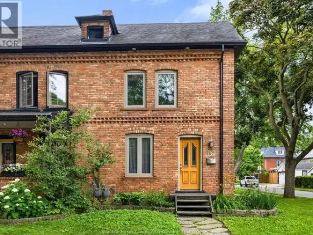 Townhouse for rent in Maidstone, Ontario