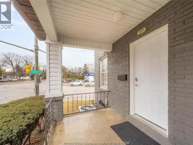 Townhouse for rent in Maidstone, Ontario