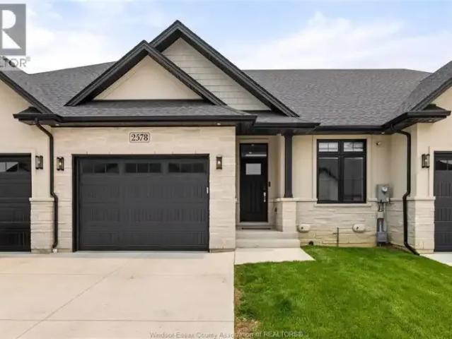 Townhouse for rent in Maidstone, Ontario