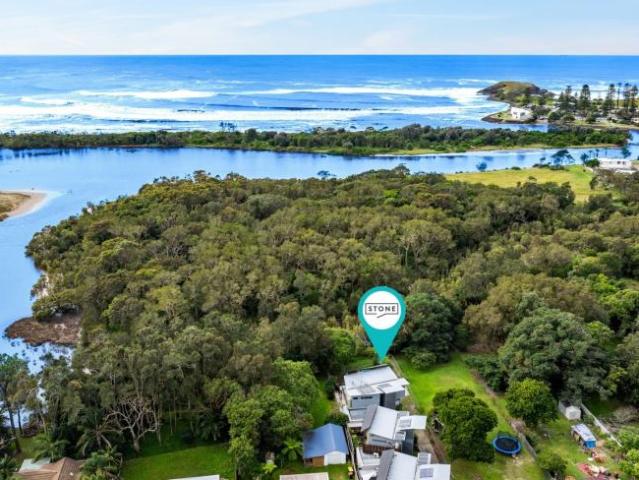 Villa for sale in Crescent Head, Kempsey Shire Council