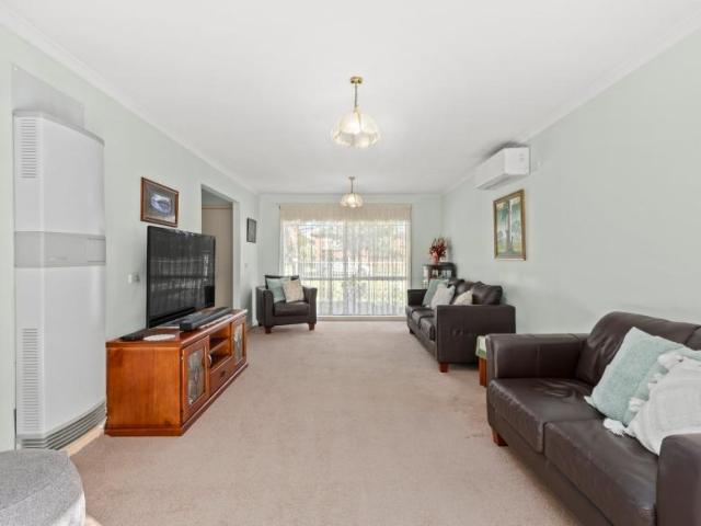 Villa for sale in Camerons Creek, Victoria