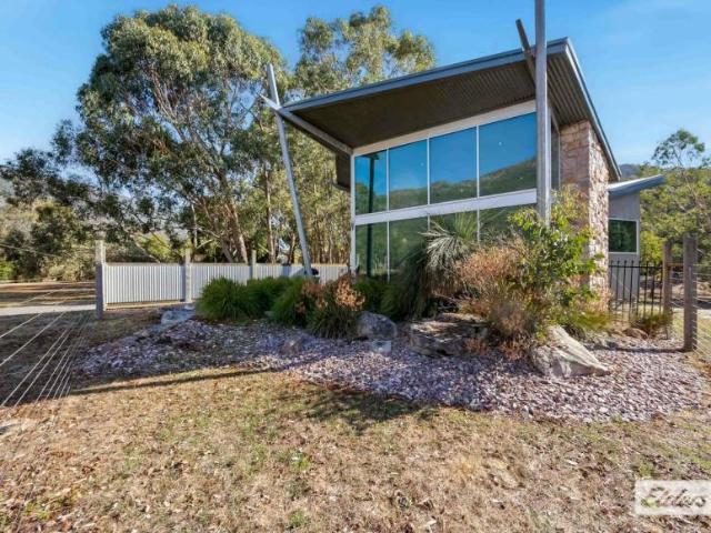Villa for sale in Halls Gap, Shire of Northern Grampians