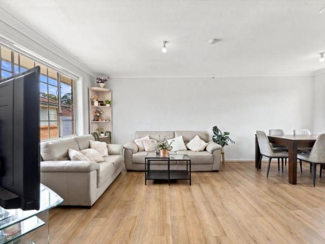 Villa for rent in Macquarie Fields, Campbelltown City Council