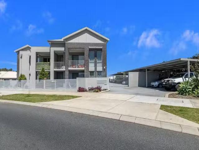 House for rent in Wandi, Western Australia