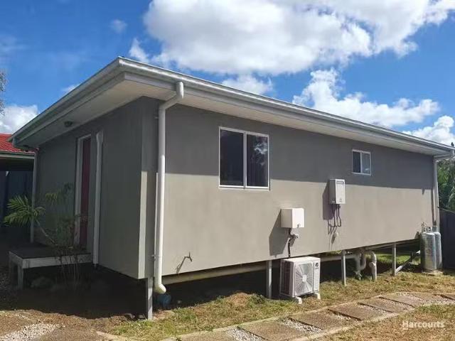 House for rent in Bradbury, Sydney