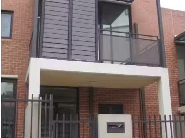 Condo for rent in Sydney, New South Wales