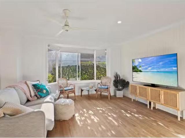 Apartment for rent in The Entrance, New South Wales