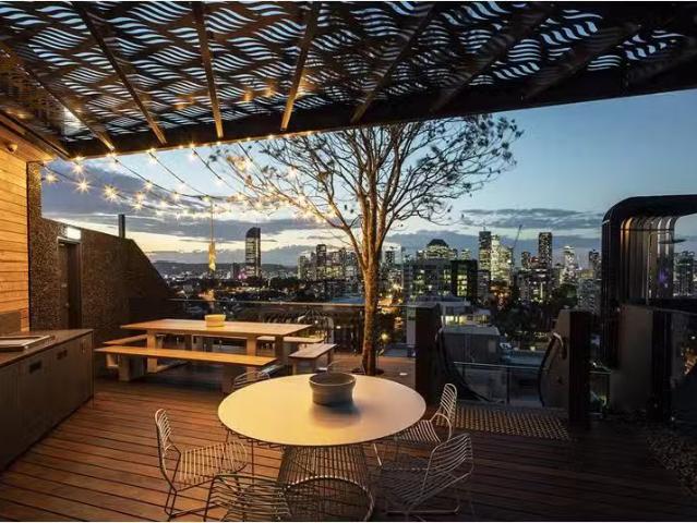 Apartment for rent in Toombul, Queensland