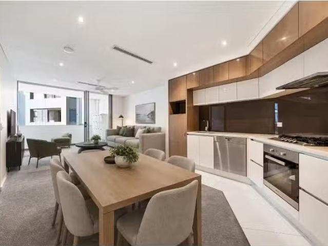 Apartment for rent in Lower North Shore, Sydney