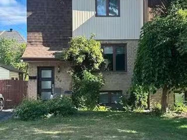 House for rent in Sainte-dorothee, Quebec