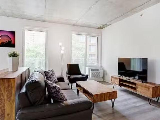 Apartment for rent in St. Leonard's, Quebec