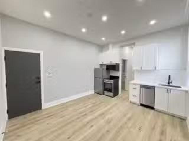 Condo for rent in Ancaster, Ontario